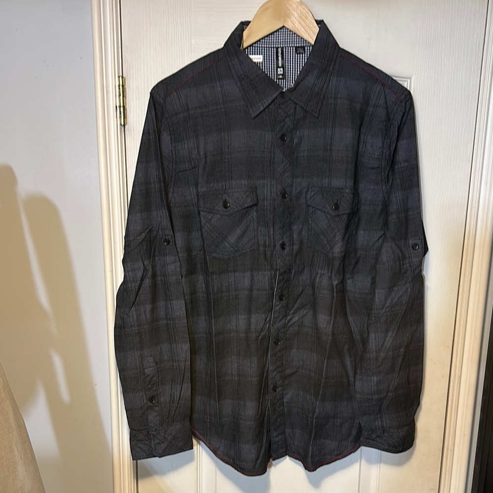 Ocean Current Navy Plaid Shirt Size Medium